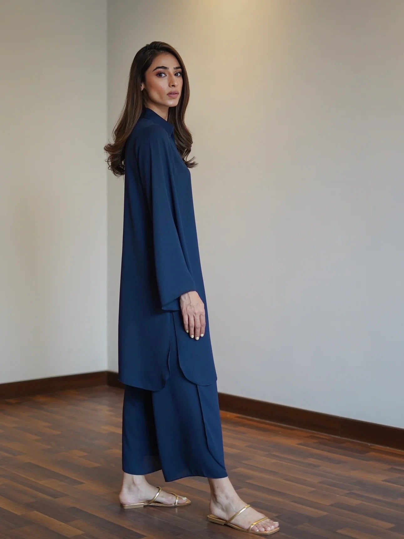 Hariyat statement blue co-ord set with overlapping style pants (QC7035)