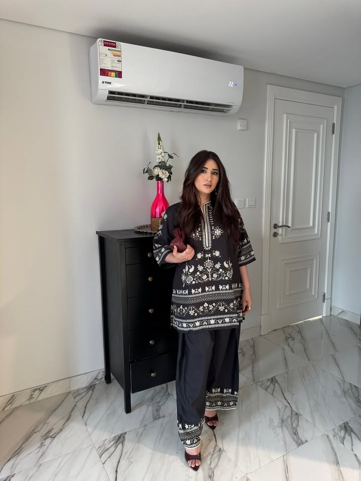 Sufi Black Coord Set with scarf (QC6090)