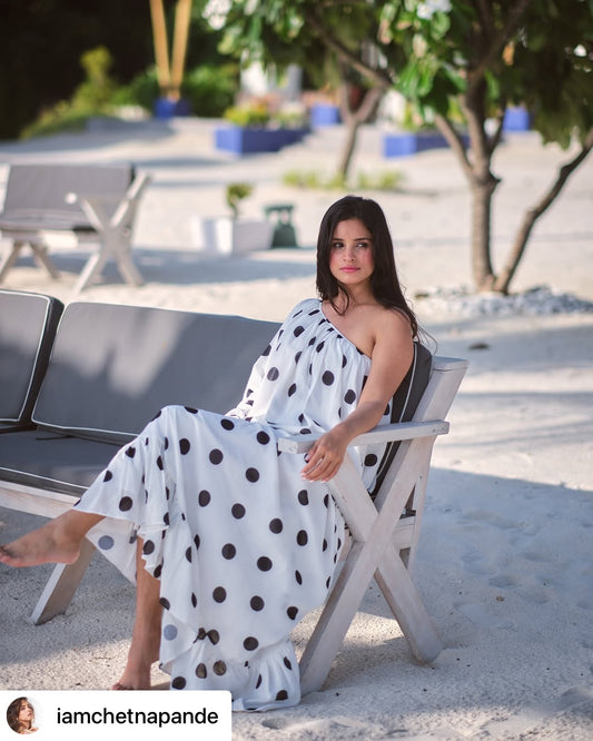 Vintage off shoulder dress (QC2023)