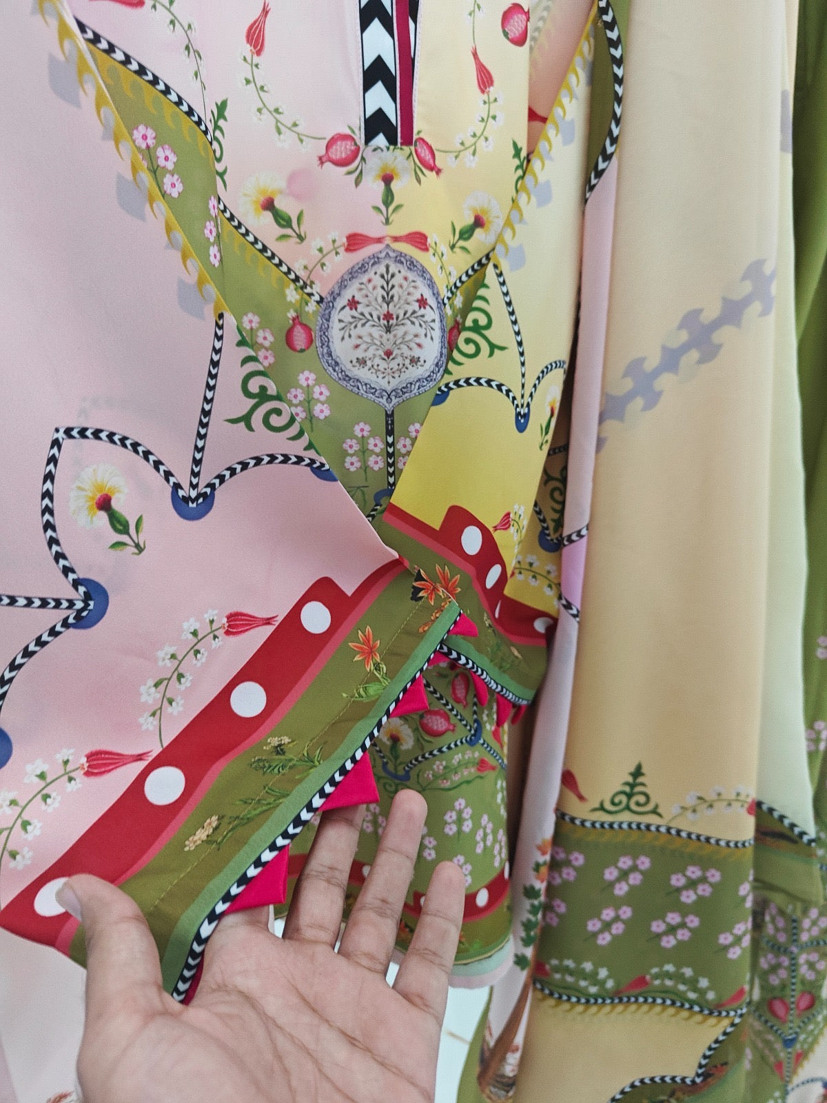 Urmi coord (QCS6177)