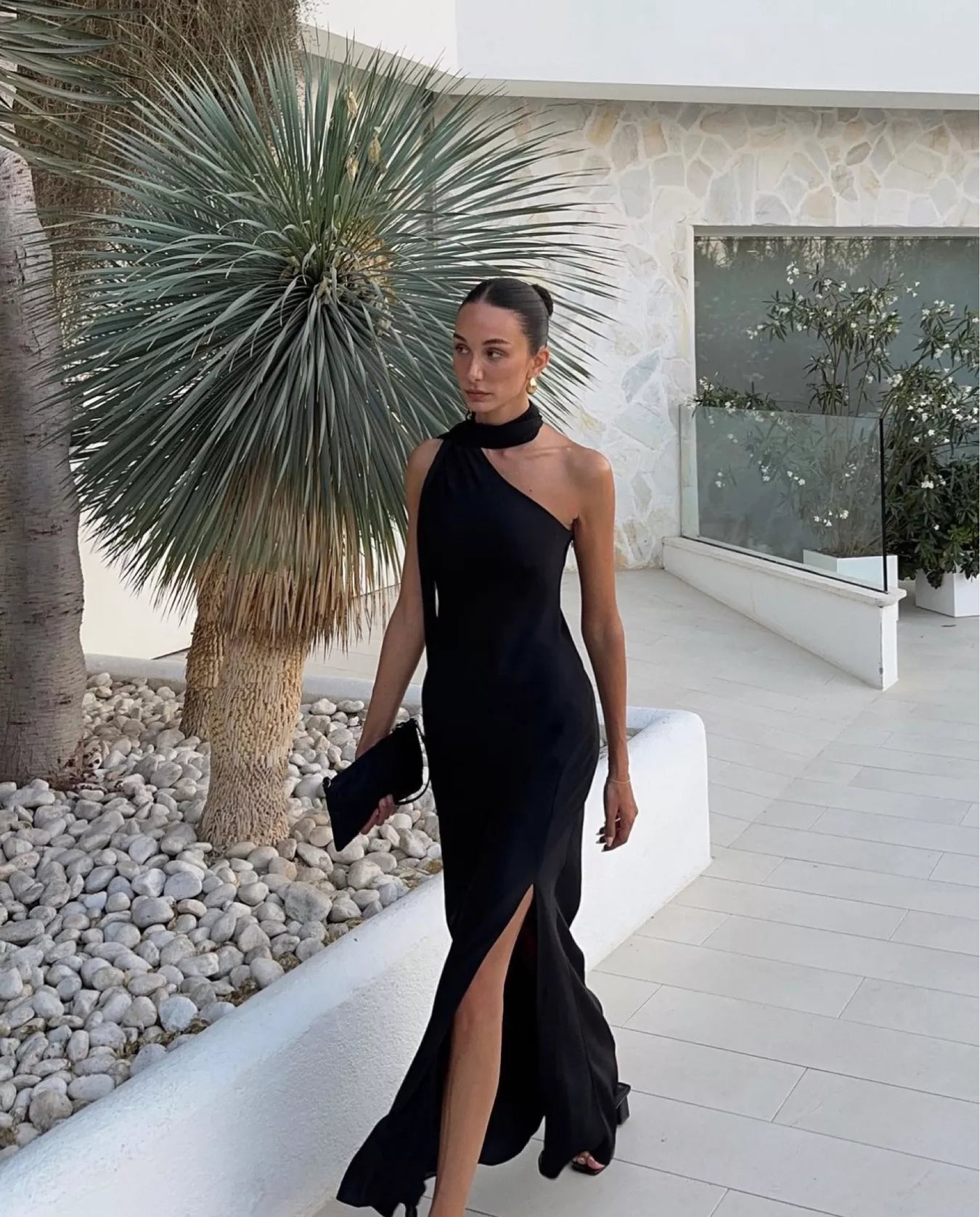 Christina dress with side slit (QC7030)