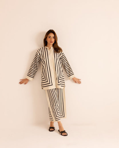 Illusion statement cream co-ord set (QC1028)