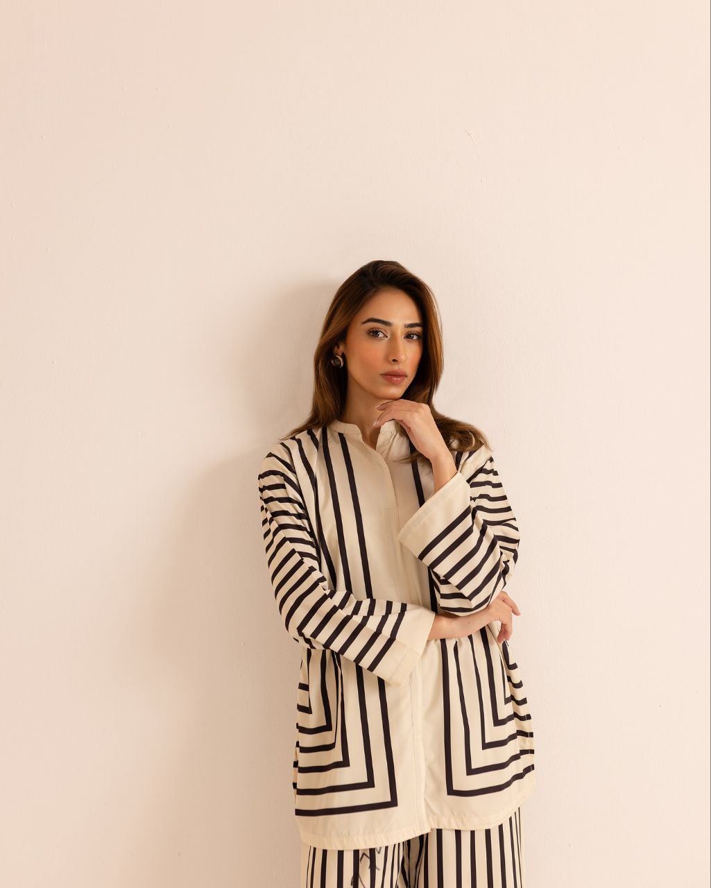 Illusion statement cream co-ord set (QC1028)