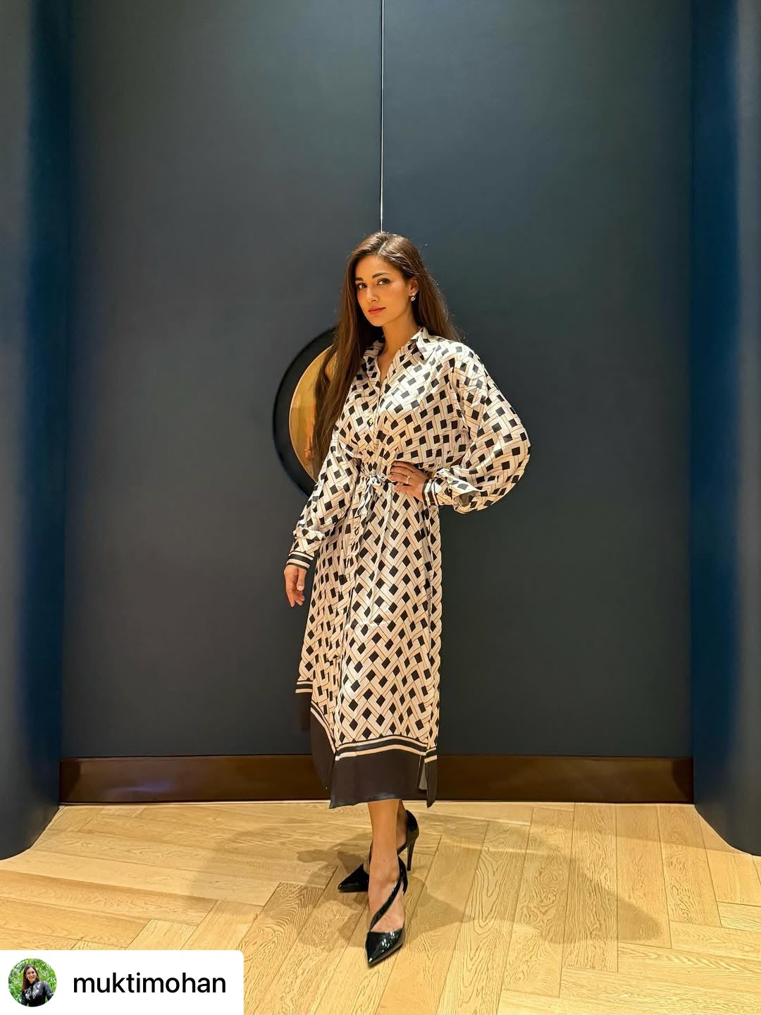 Valentina statement dress (QC5904)